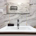 Soft Landing - Close To Airport With Free Parking Apartamento *