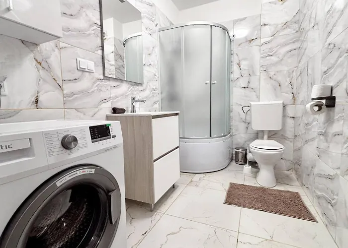 Soft Landing - Close To Airport With Free Parking *