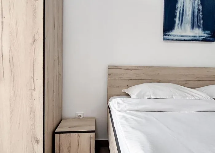 Soft Landing - Close To Airport With Free Parking Lägenhet *