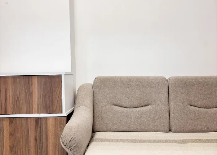 Soft Landing - Airport With Parking Apartment *